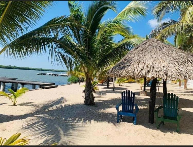 Hotel La Marina Del Rio La Pesca Luaran gambar