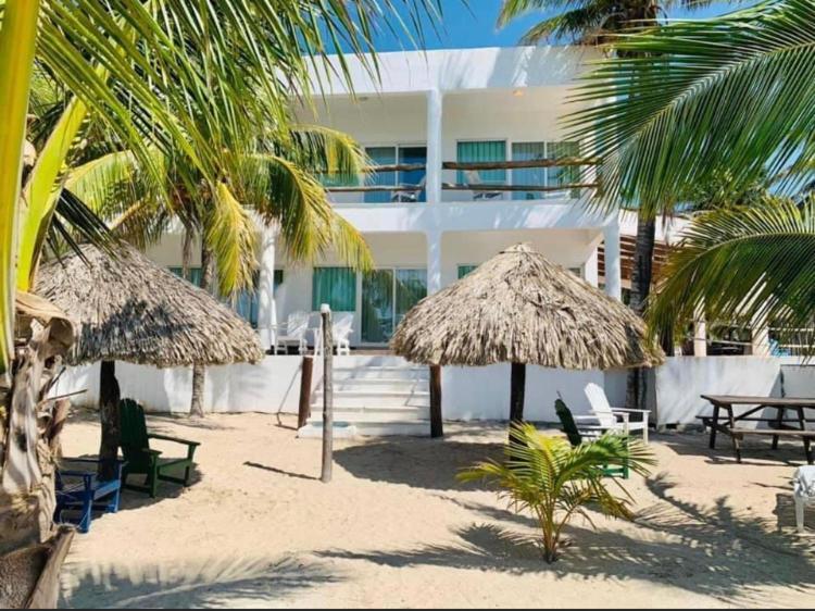 Hotel La Marina Del Rio La Pesca Luaran gambar