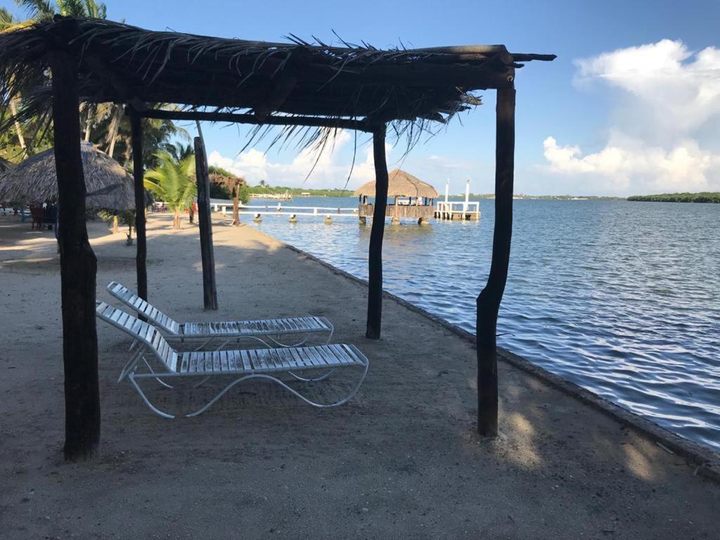 Hotel La Marina Del Rio La Pesca Luaran gambar