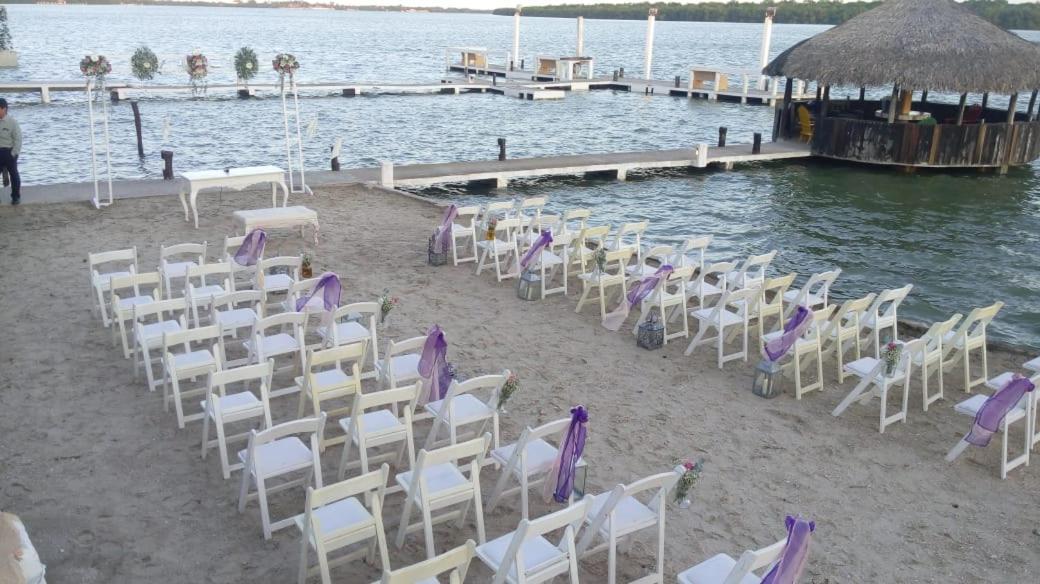 Hotel La Marina Del Rio La Pesca Luaran gambar