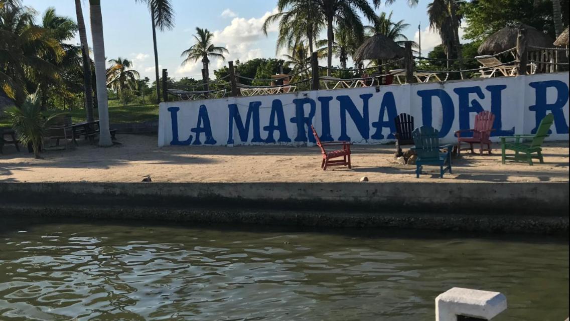 Hotel La Marina Del Rio La Pesca Luaran gambar